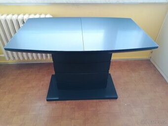 Prodám stůl
