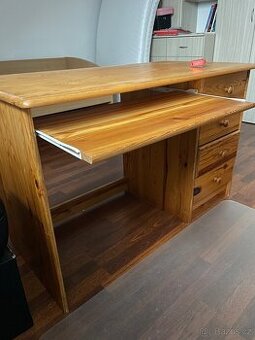 Psací stůl masiv borovice