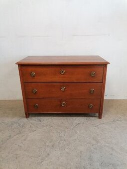 Starožitná komoda šuplíková