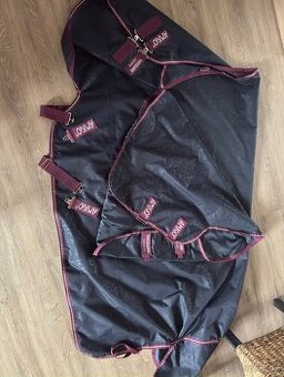 Výběhová deka 140