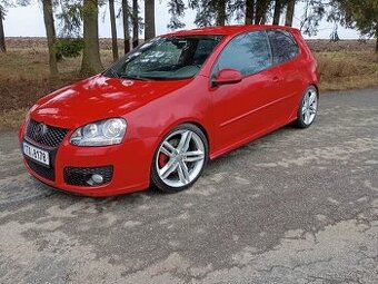 Volkswagen golf 5 GTI