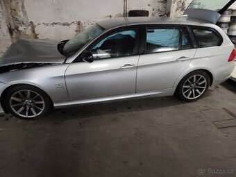 díly z vozu BMW E91 LCI 320xd stříbrná 354