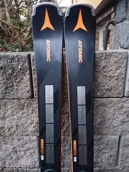 ATOMIC Redster Q9 160cm r-13. Model 2024/2025 TESTY