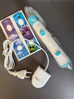 Nový dětský sonický kartáček Philips vč. UV