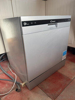 Stolní myčka Candy CDCP 8/E - stříbrná