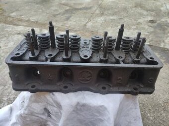 Hlava motoru Škoda 1089ccm