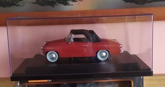 Modely Škoda Felicia 1:24 - Tatra 813 Autojeřáb.