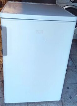 Lednicka s Mrazakem zanusi