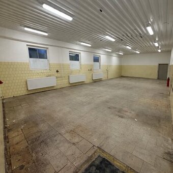 Pronájem komerčních prostor – cca 220 m², Ždánice
