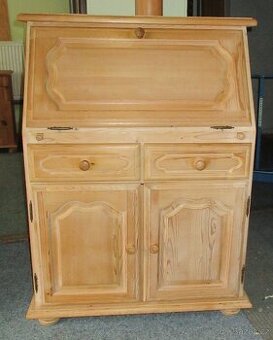 Americký psací stůl z borovice - celomasiv - Výborný stav