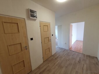 Prodám byt 2+1 v Bílině, OV, 54+3 m2 lodžie+2xsklep, 4.NP.