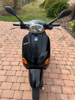 Vespa ET4-125