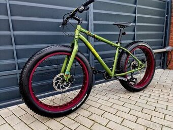(60)Zánovní Fatbike Mongoose Kotoučové brzdy