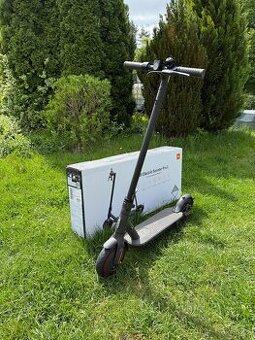Koloběžka Xiaomi Mi Electric Scooter Pro 2