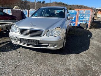 Mercedes w203 BENZÍN-sedan -závada motoru-nepojízdné