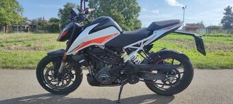 KTM DUKE 390 2022
