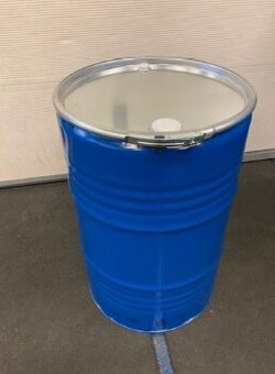 Prodám plechový sudy 216,5 L