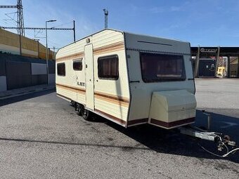 Karavan Buerstner LUX - 1