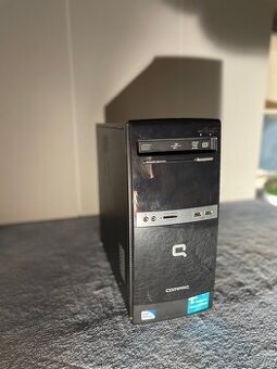 Starší HP Compaq s Windows 10