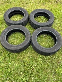 Pneu 205/60 R 16 - 1