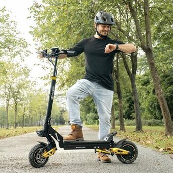Super výkonná elektro koloběžka 2x2100w až 60kmh