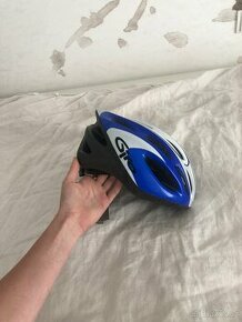 Cyklistická helma