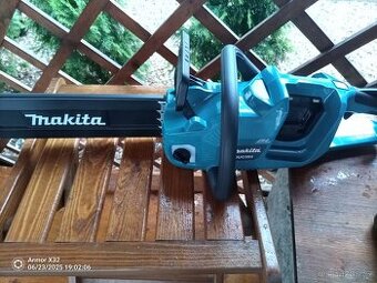 Aku řetězová pila Makita DUC 353Z