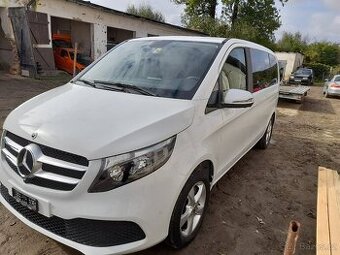 Mercedes V220 4 matic