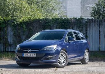 Opel Astra 1.6 CDTI /AJ NA SPÁTKY/
