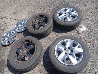 RENAULT SCENIC RV 2010 ORIG. KOLA S POKLICEMI A PNEU 205/60R