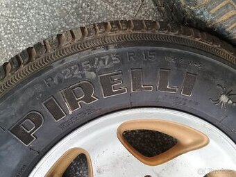 Jeep Cherokee 225/75 R15