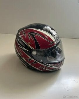 Helma na motorku Lazer