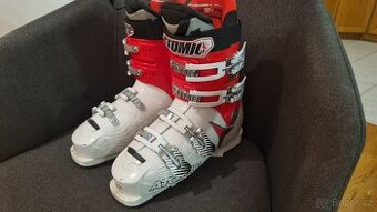 Lyžáky Atomic 130 mondo 25-25,5