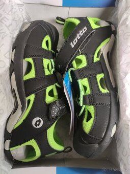 Sportovní sandály Motto, pevná špička nové 34 černozelené