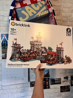 Lego Mediveal Seaside Market