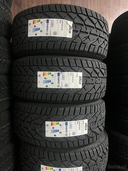 225/40/18 RIKEN koncern Michelin zimni