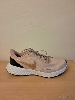 Tenisky Nike 41 - 1