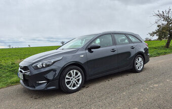 Kia Ceed kombi 1,5 TGDi 118kw, tažné, MY2023, CZ