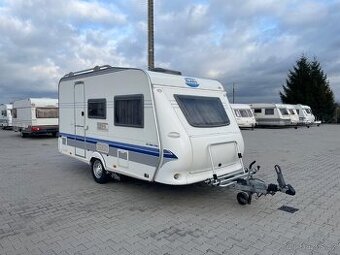 Hobby de luxe 400, 4 osoby, EL.POJEZD, bojler, pevná postel