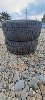 235/55 R17 zimni pneu