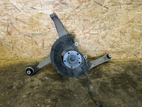 PŘEDNÍ LEVÁ TĚHLICE BMW F11/F10 3.0D 220KW