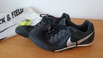 Atletické tretry Nike Zoom Rival Multi