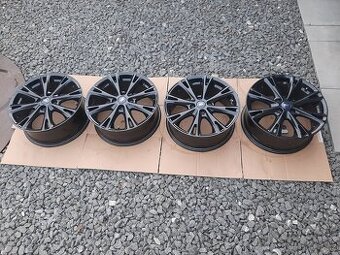 Alu kola Ford Fiesta ST r17