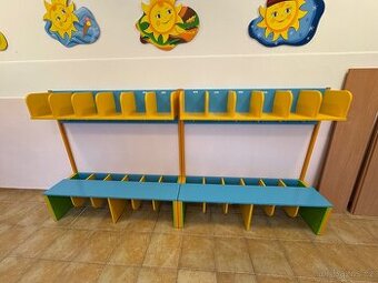 Dětská šatní skříň