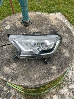 Prodám světlo na Ford ranger