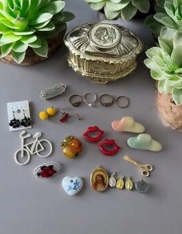 Set / Staré retro brože, prsteny, přívěsky, nausnice