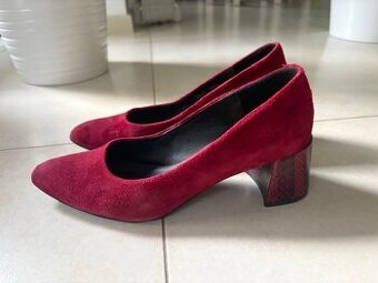 Prodám kožené lodičky Gino Rossi. - 1