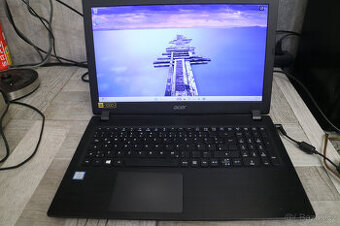 Acer i5 i5-7200U (15.6") Full HD 8 GB DDR4-SDRAM 256 GB SSD