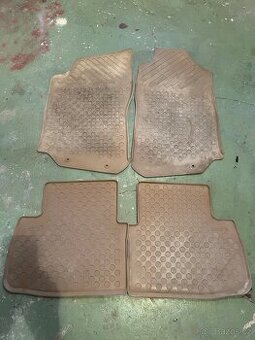 Saab 9-5 originál gumové rohožky béžové