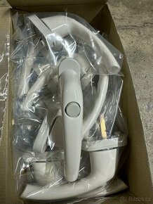 Okenní kliky s pojistkou